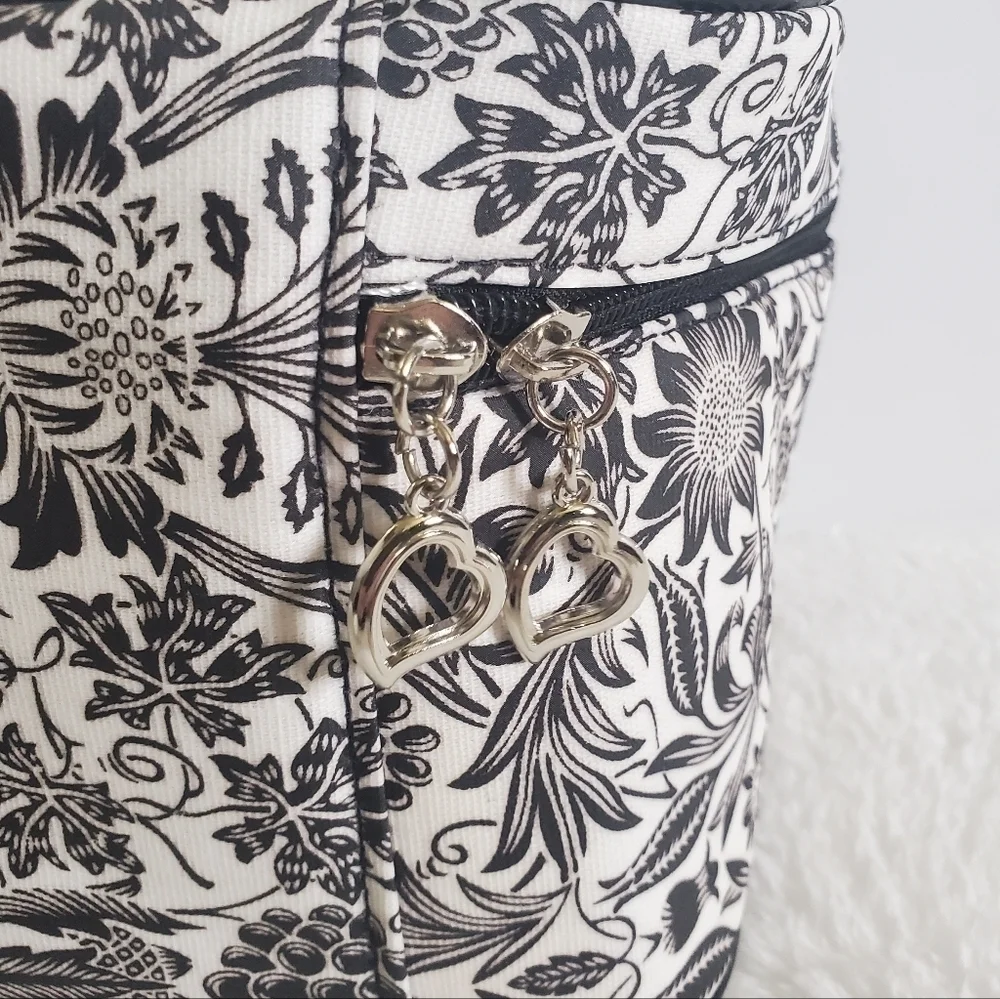 Bella Russo Black White Floral Flower Cosmetic Bag Case NWOT